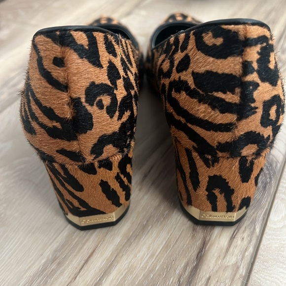 Calvin Klein Pump - Picture 3 of 6